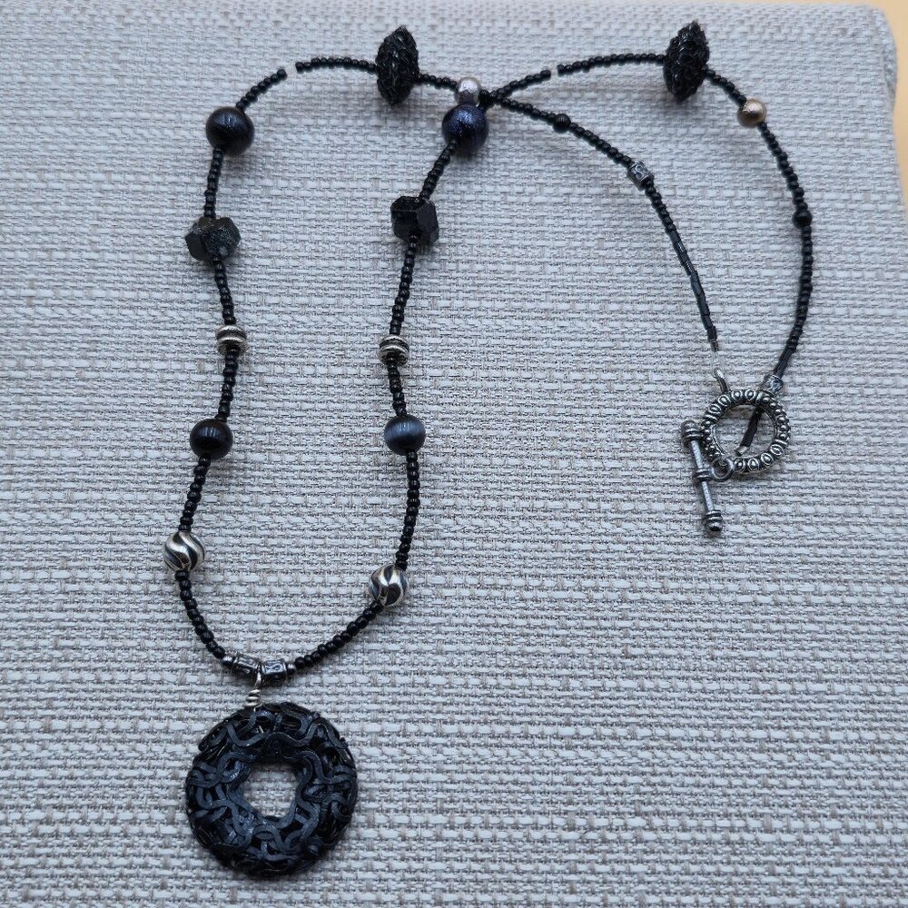 23 Inch Sterling Silver Handmade Beaded Unique Pendant Necklace B794
